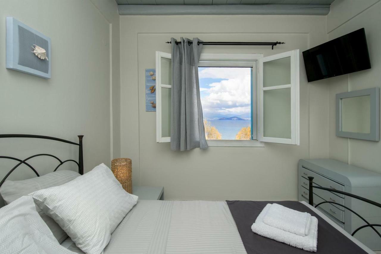 Nava Devine Water Front House In Ambelasヴィラ エクステリア 写真